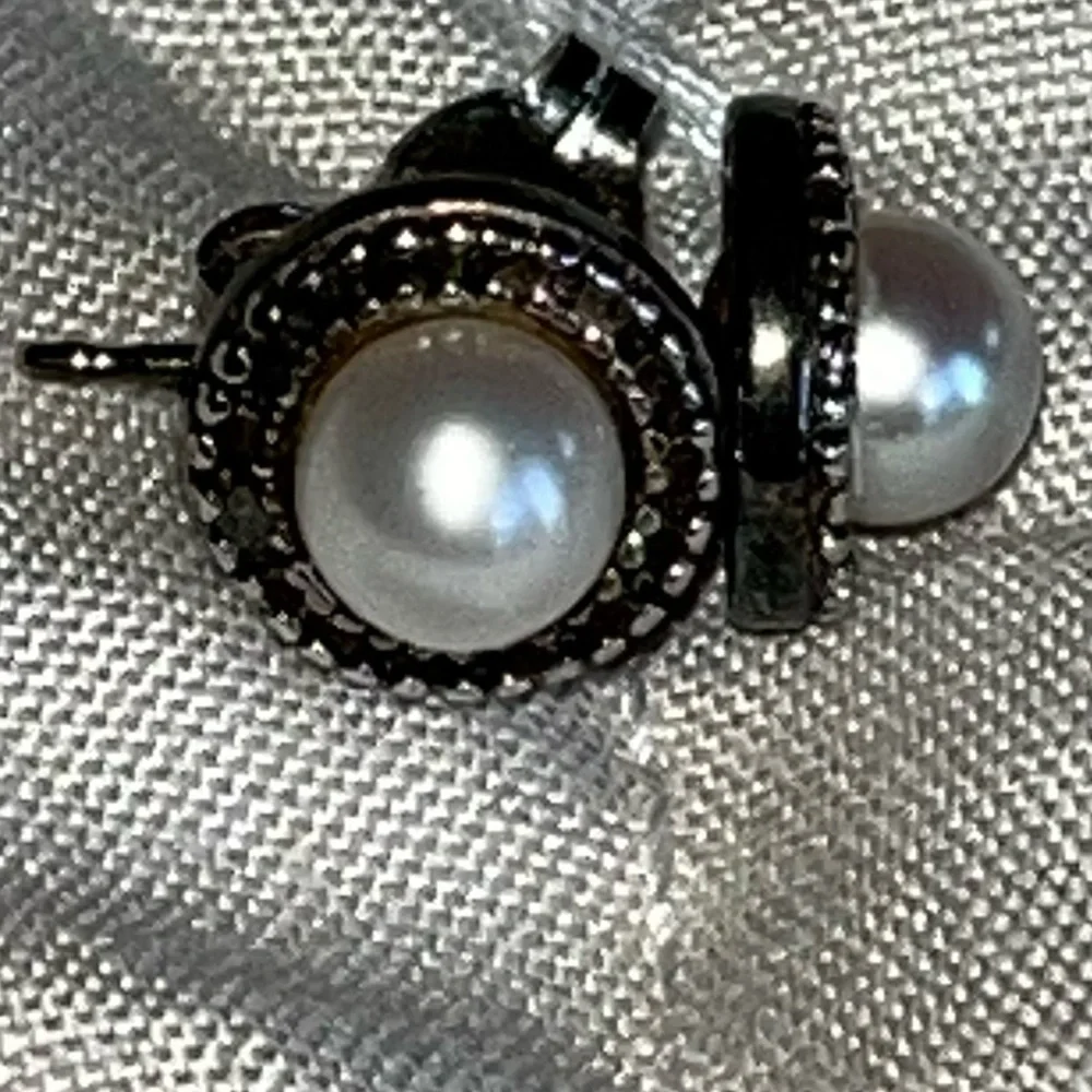 Group of silver 925 studs. - Picture 6 of 11